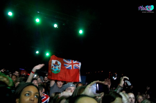 COLLIE BUDDZ CROWD @ THE SOUND ACADEMY 2012