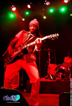 STEPHEN SUCKARIE - GUITARIST - COLLIE BUDDZ BAND LIVE @ THE SOUN