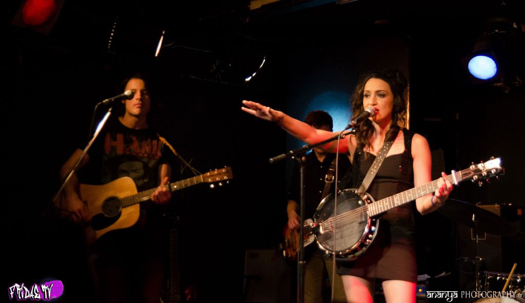 LINDI ORTEGA LIVE @ THE RIVOLI 2013 - All Photography By: Dipan Cheema For Fridae TV
