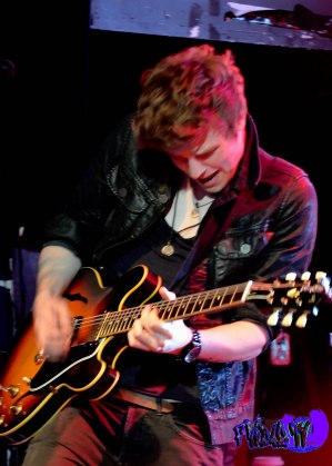 JOEL PEAT - GUITAR/BACK UP VOX - LAWSON LIVE @ THE VIRGIN MOBILE MOD CLUB 2013 -  Photography By: Fridae Mattas