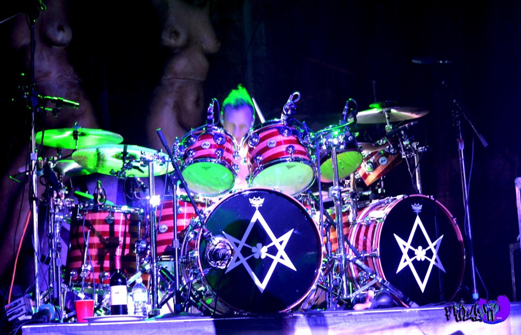 STEPHEN PERKINS - DRUMS  JANE'S ADDICTION LIVE @ ROCKSTAR UPROAR