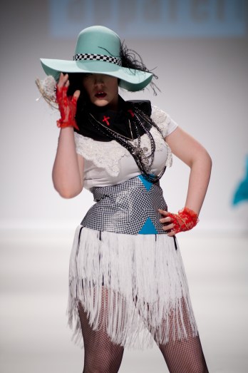 DayTwo-AMPLIFYAPPARELL-via-JonathanHooper-17