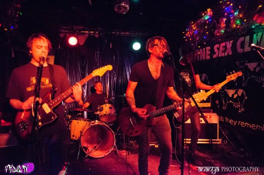 DEAD MESSENGER LIVE @ THE BOVINE CMW 2014
